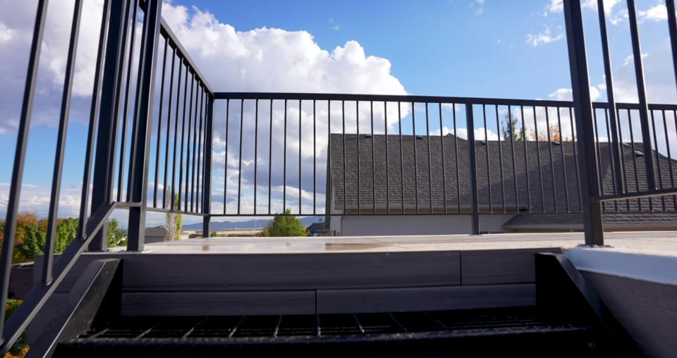 vlcsnap-2025-12-07-16h28m48s280